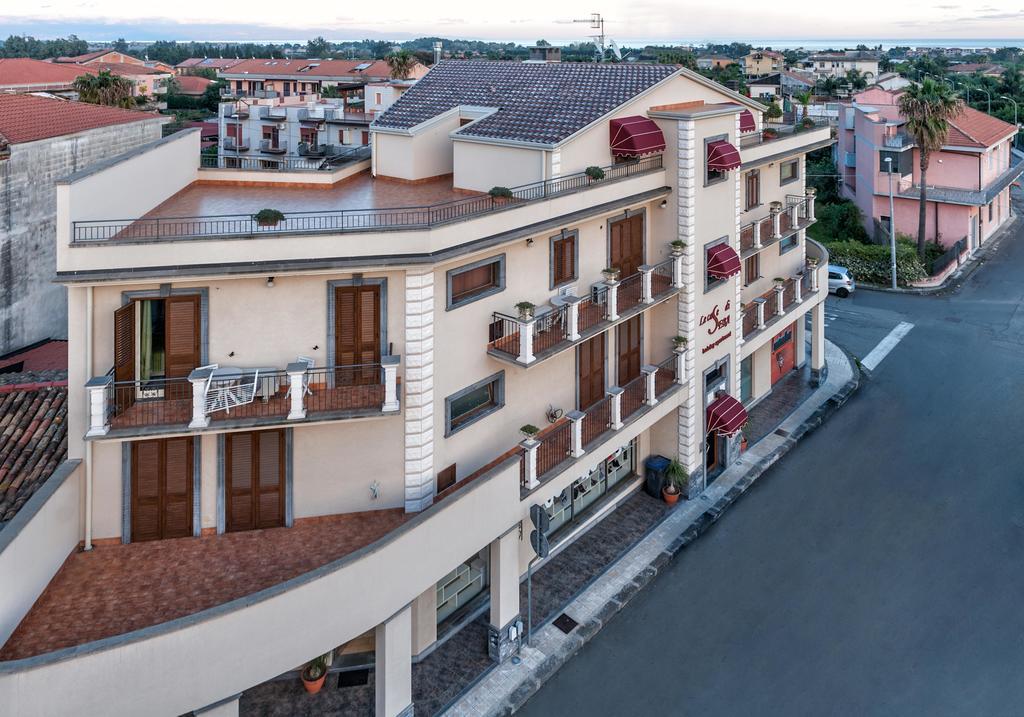 Le Case Di Seba Mascali Buitenkant foto